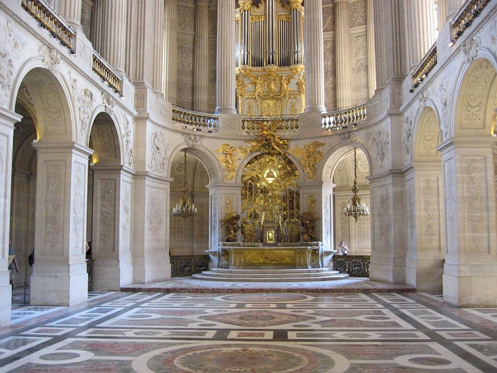 018 Versailles chapel.jpg